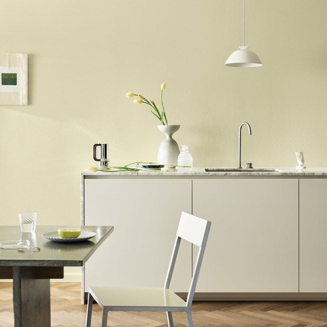 8124 Malmö - Jotun Lady Pure Color 