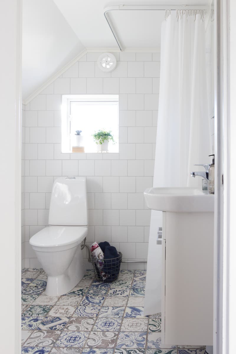 Colour basic Vit matt 15x15