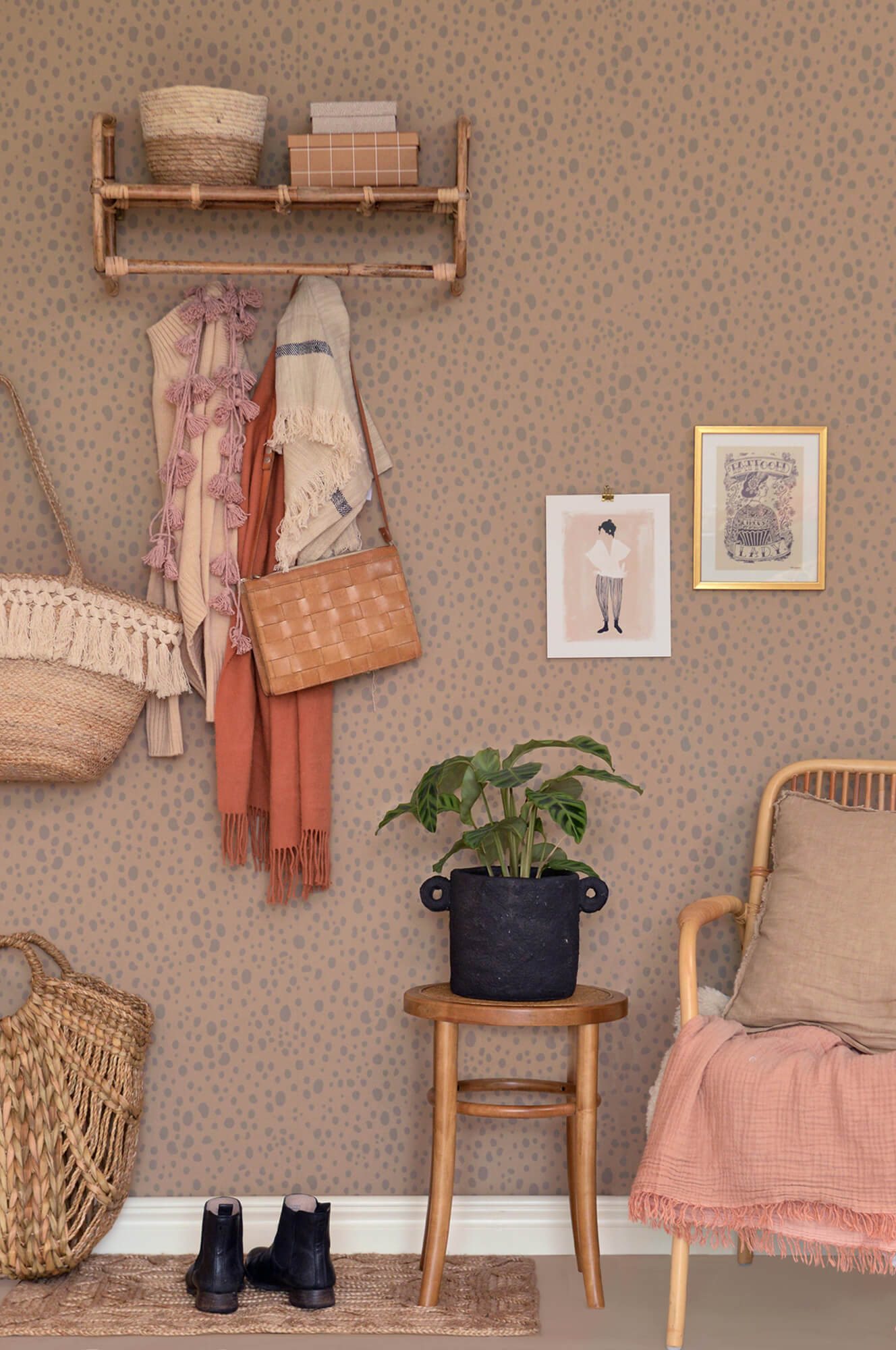 Majvillan - Animal dots Poetry