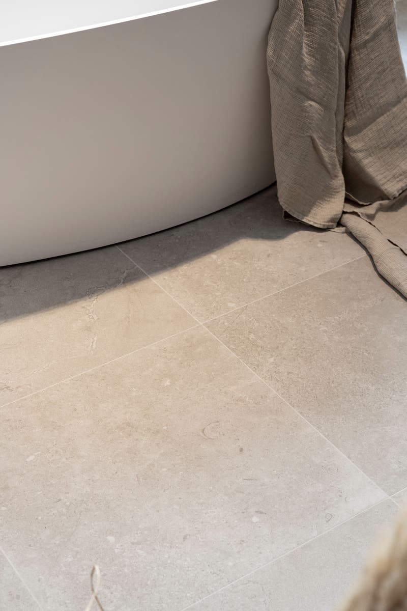 Hemse Grå 60x60 sågad