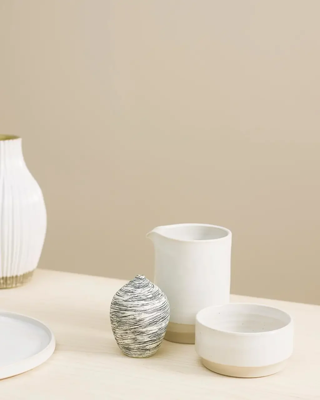 Sand 1140 - Jotun Lady Pure Color 10L