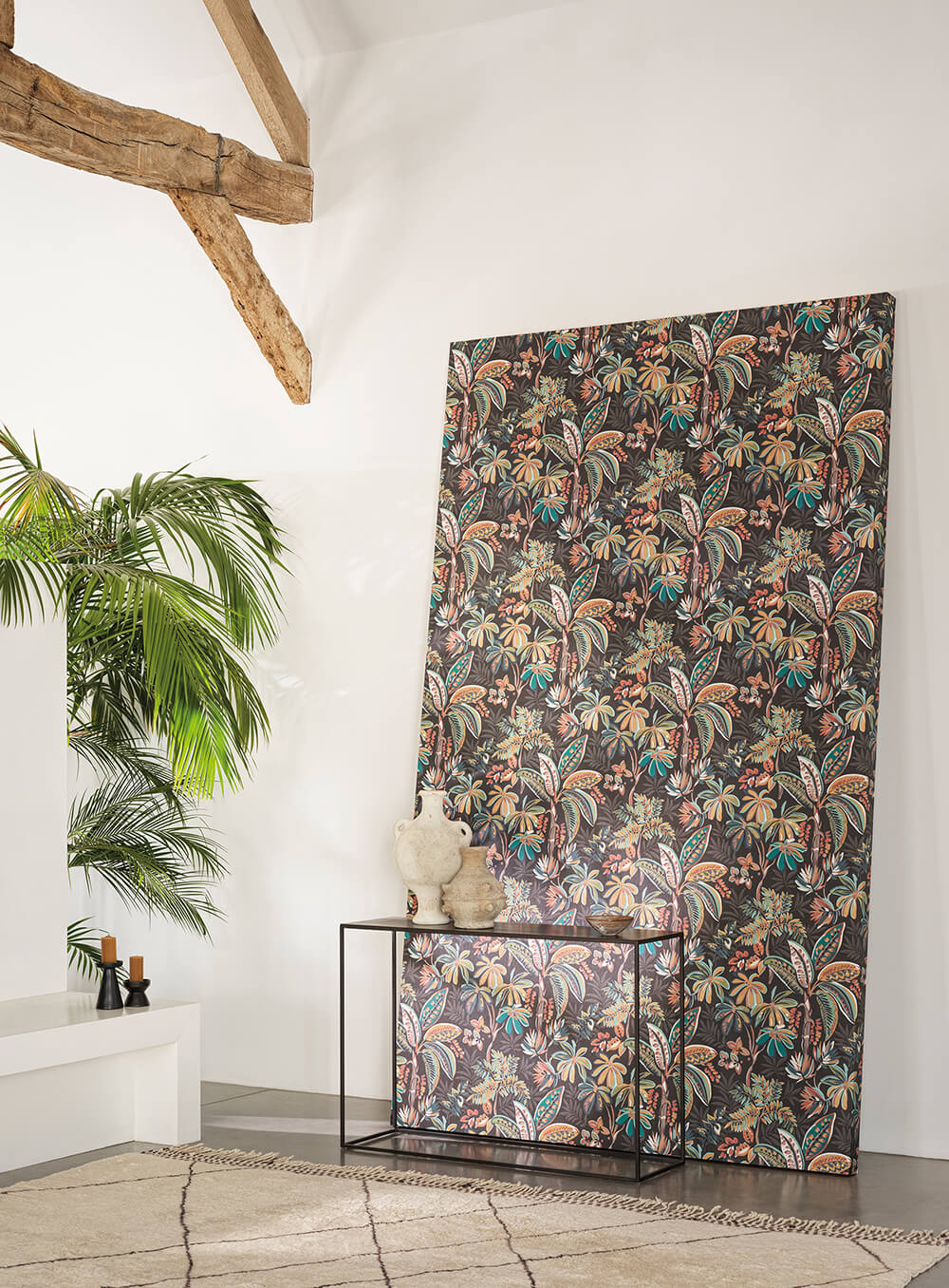 Osborne & Little - Ravenala Irisa Ravenala Charcoal/B