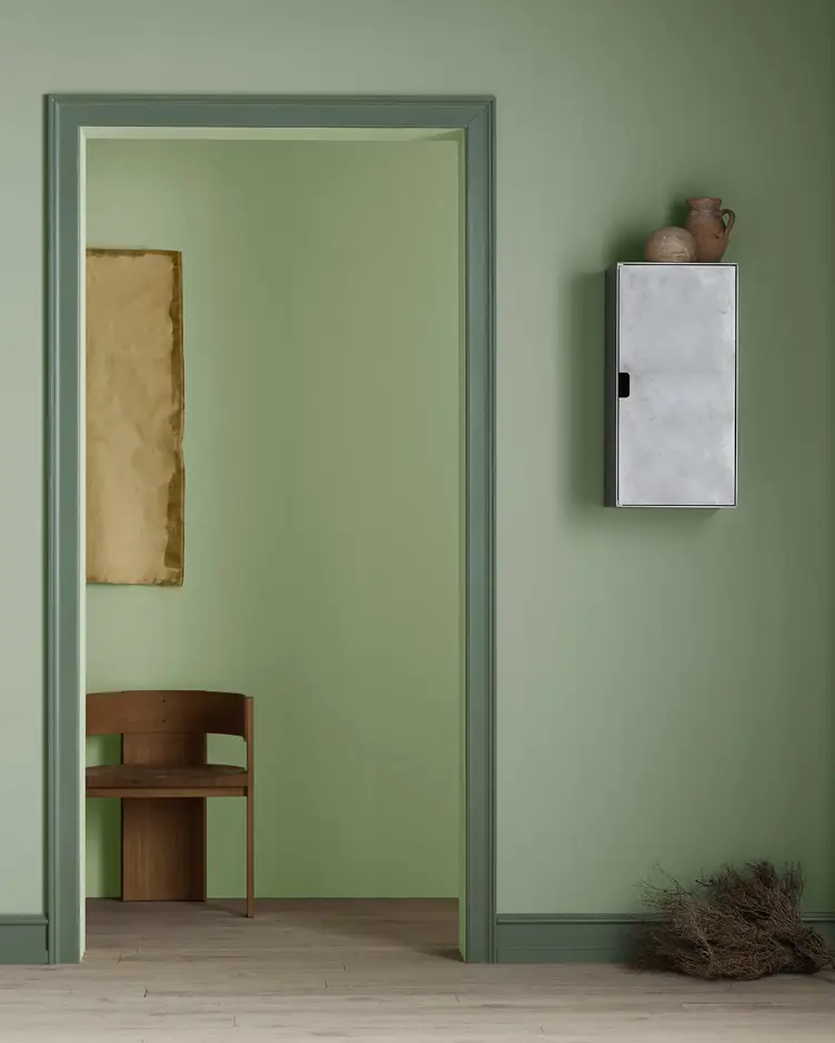 Mindful Green 7686 - Jotun Lady Pure Color