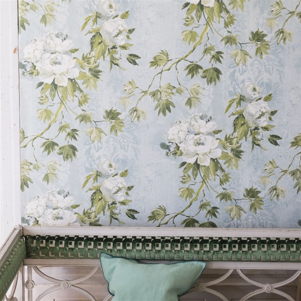 Designers Guild - Floreale - Wide Caprifoglio Wallpapers