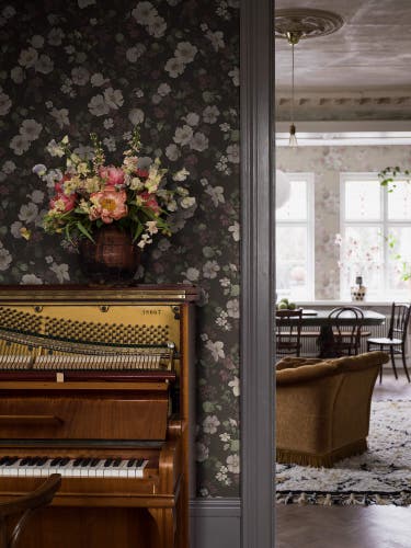 Boråstapeter - Enchanting Flower