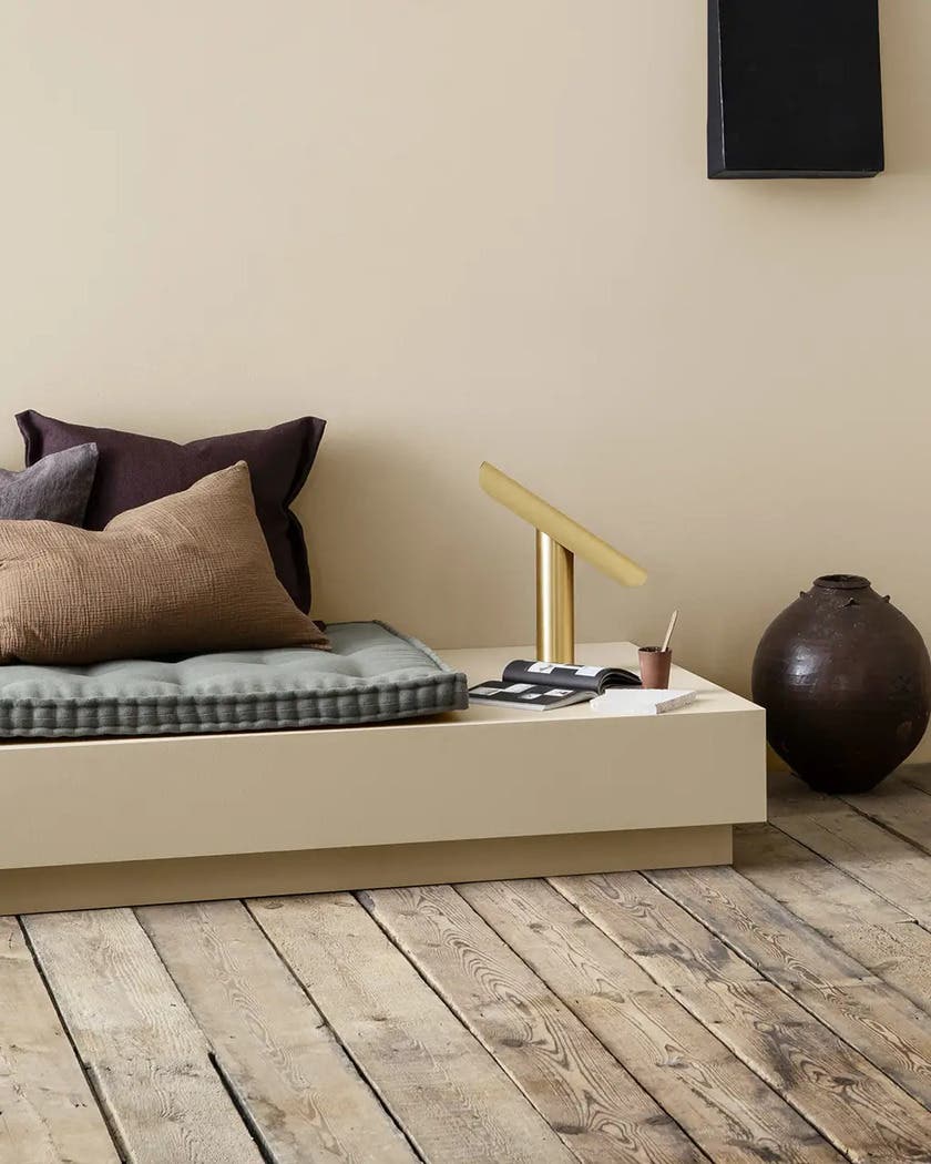 Observe 1303 - Jotun Lady Pure Color 0.75L